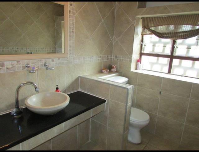 3 BEDROOM DUPLEX FOR SALE IN ST MICHAELS ON SEA